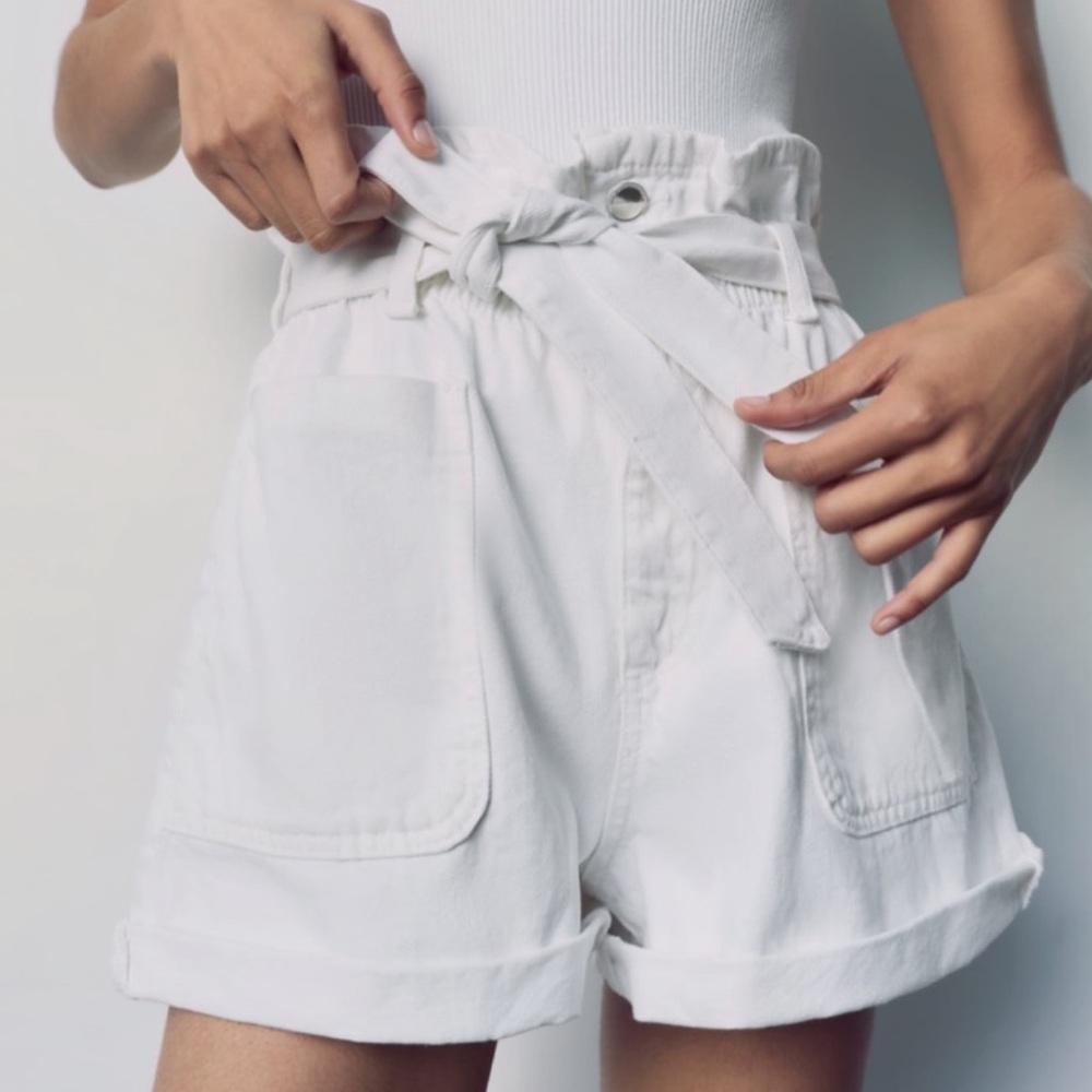 MY262 NWT ZARA HIGH-RISE PAPERBAG RIGID SHORTS